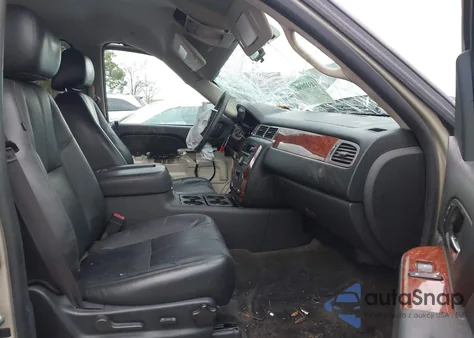 2013 Chevrolet Tahoe Lt z USA, uszkodzony, nr VIN 1GNSKBE02DR240795